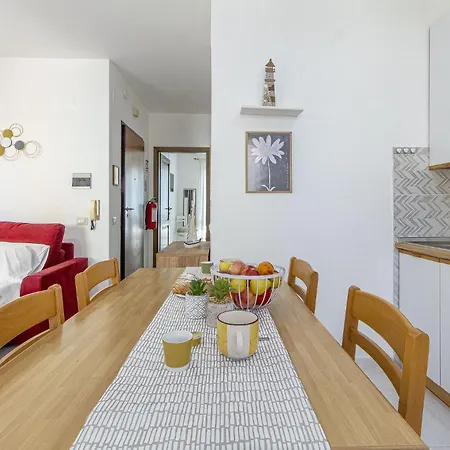 דירה Nuras - Casa Peonia Center *